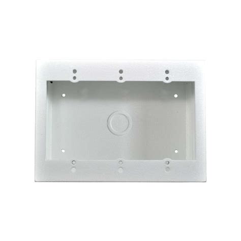 3 gang electrical box size|3 gang surface mount box.